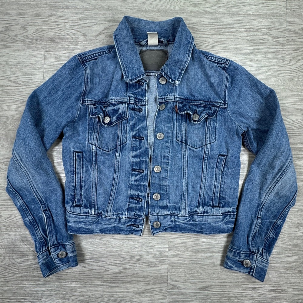 Levi's Women's Denim Trucker Jacket Medium Wash Blue Small 100% Cotton Jean Coat